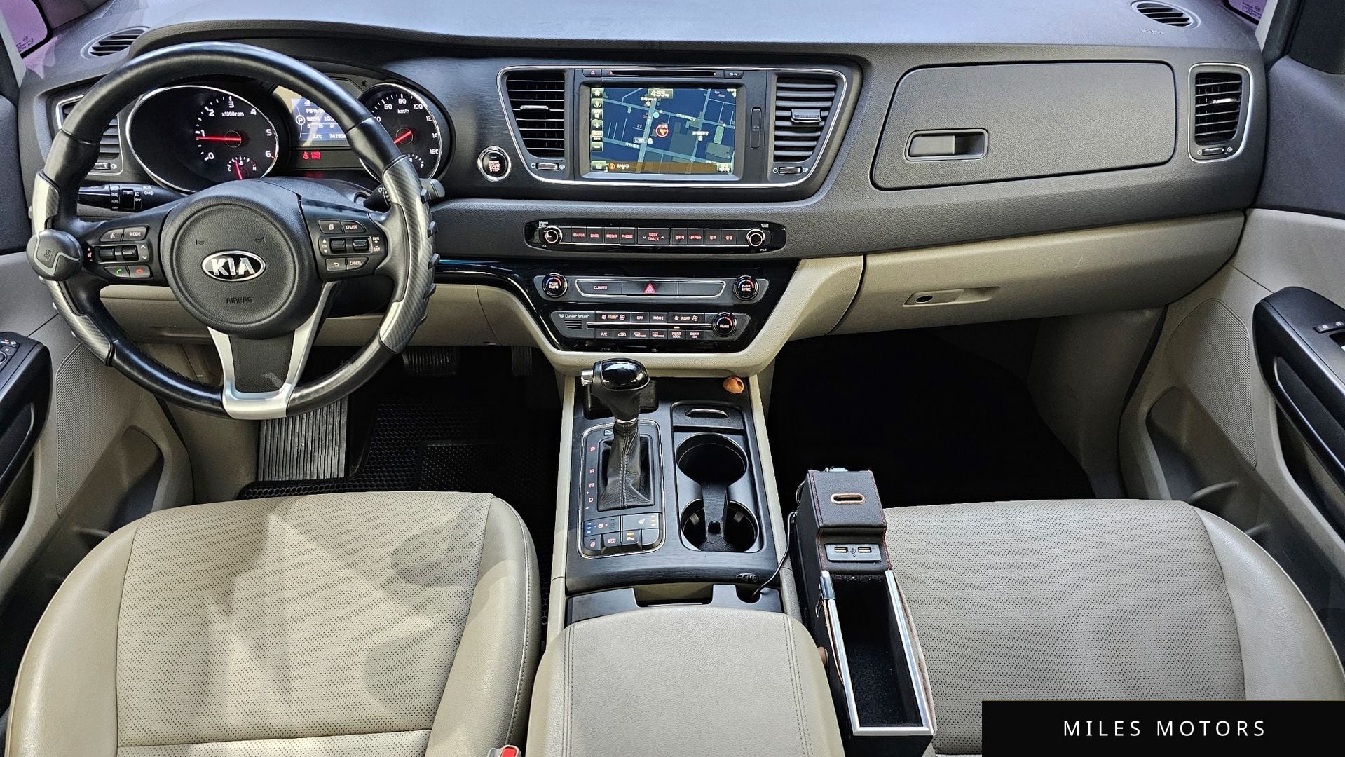Kia Canival 2016 — миниатюра 10