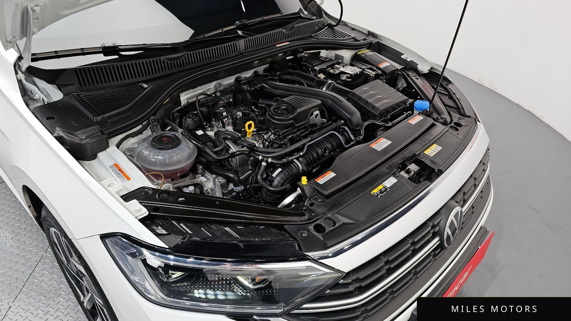 Volkswagen Jetta 2024 — миниатюра 6