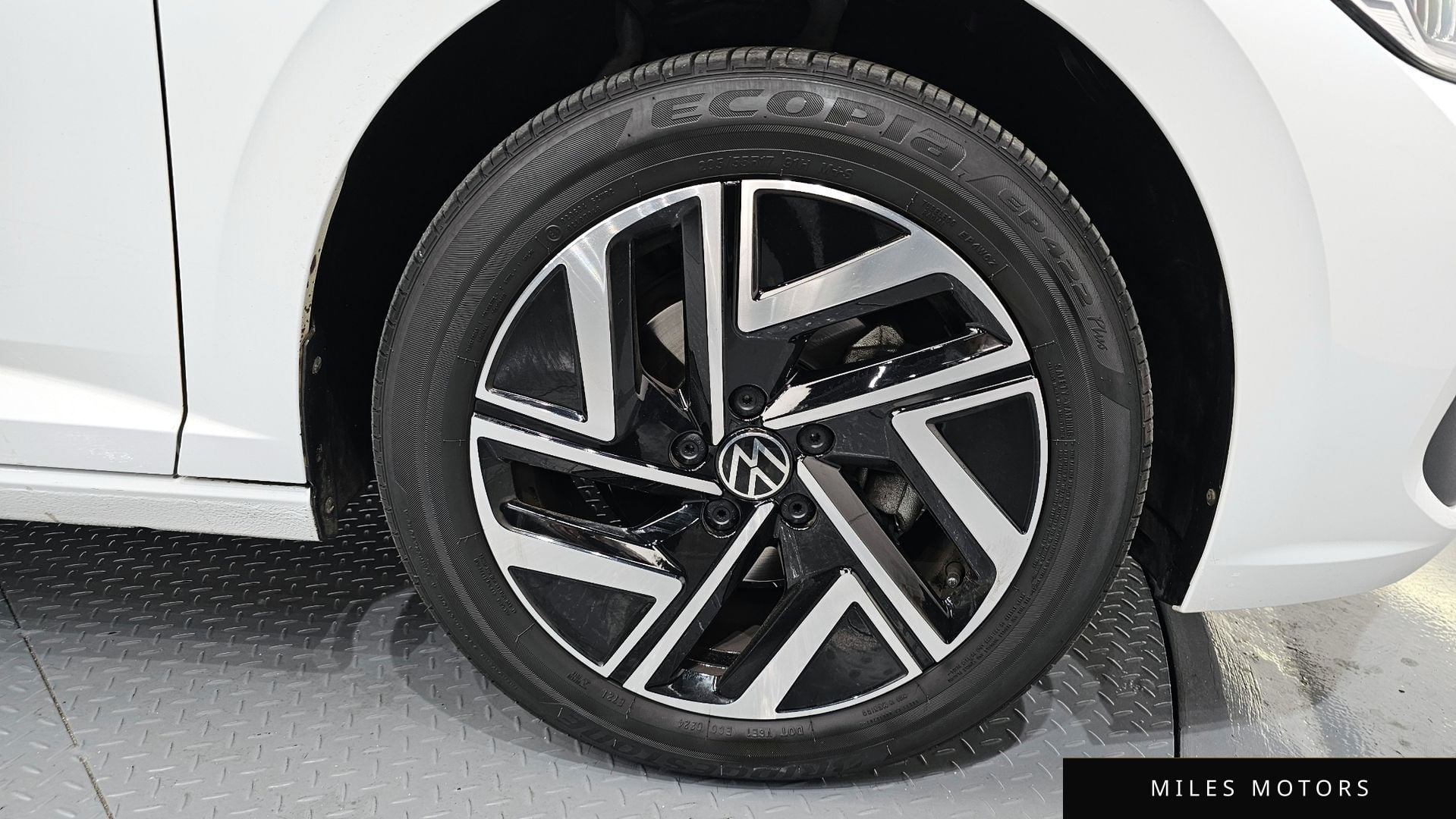 Volkswagen Jetta 2024 — миниатюра 7
