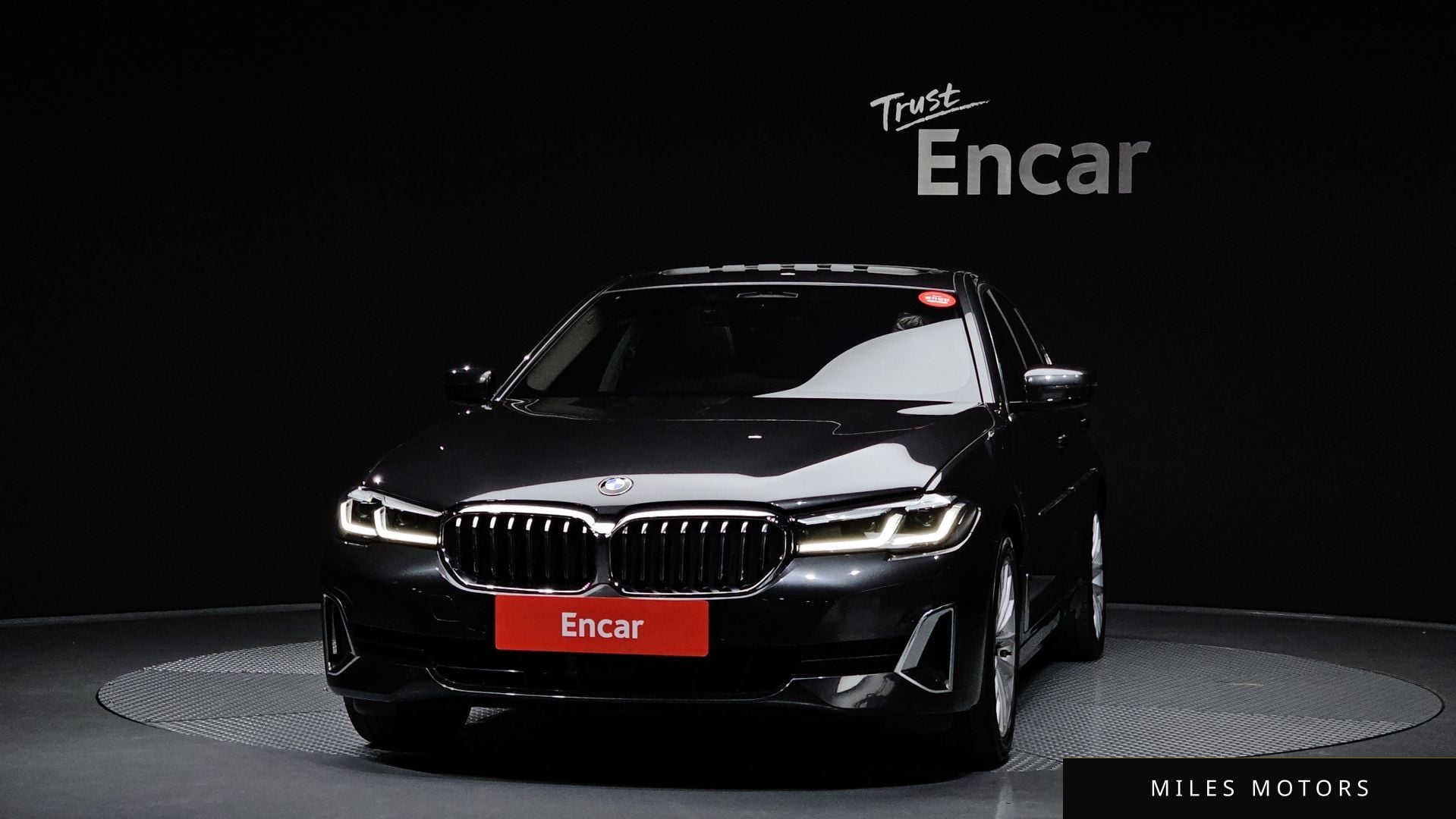 BMW 5 Series (G30) 2021 — миниатюра 3