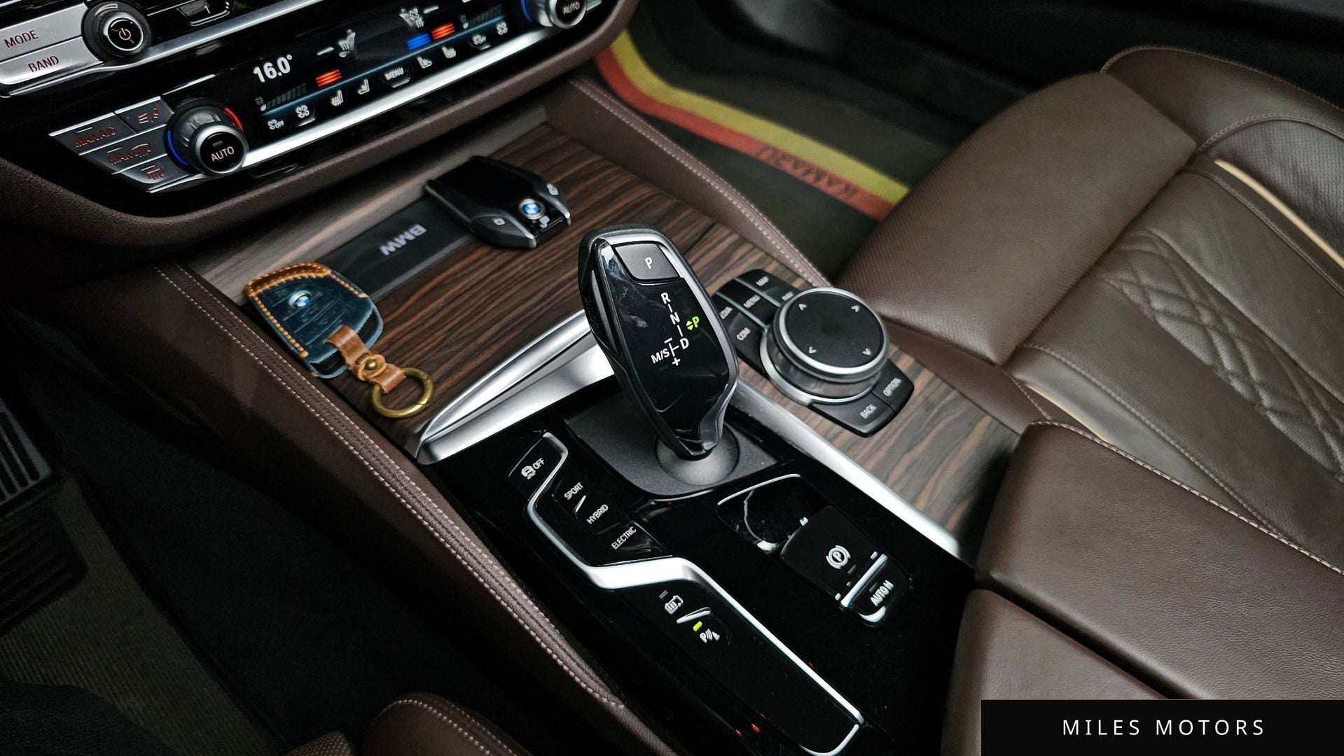 BMW 5 Series (G30) 2021 — миниатюра 12