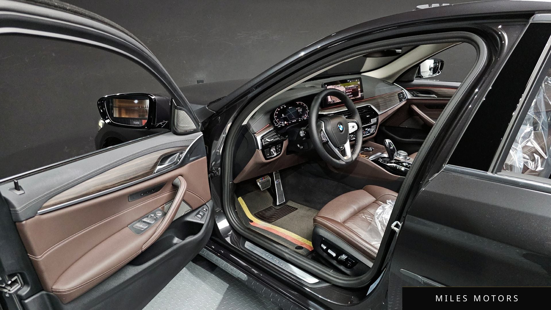 BMW 5 Series (G30) 2021 — миниатюра 13