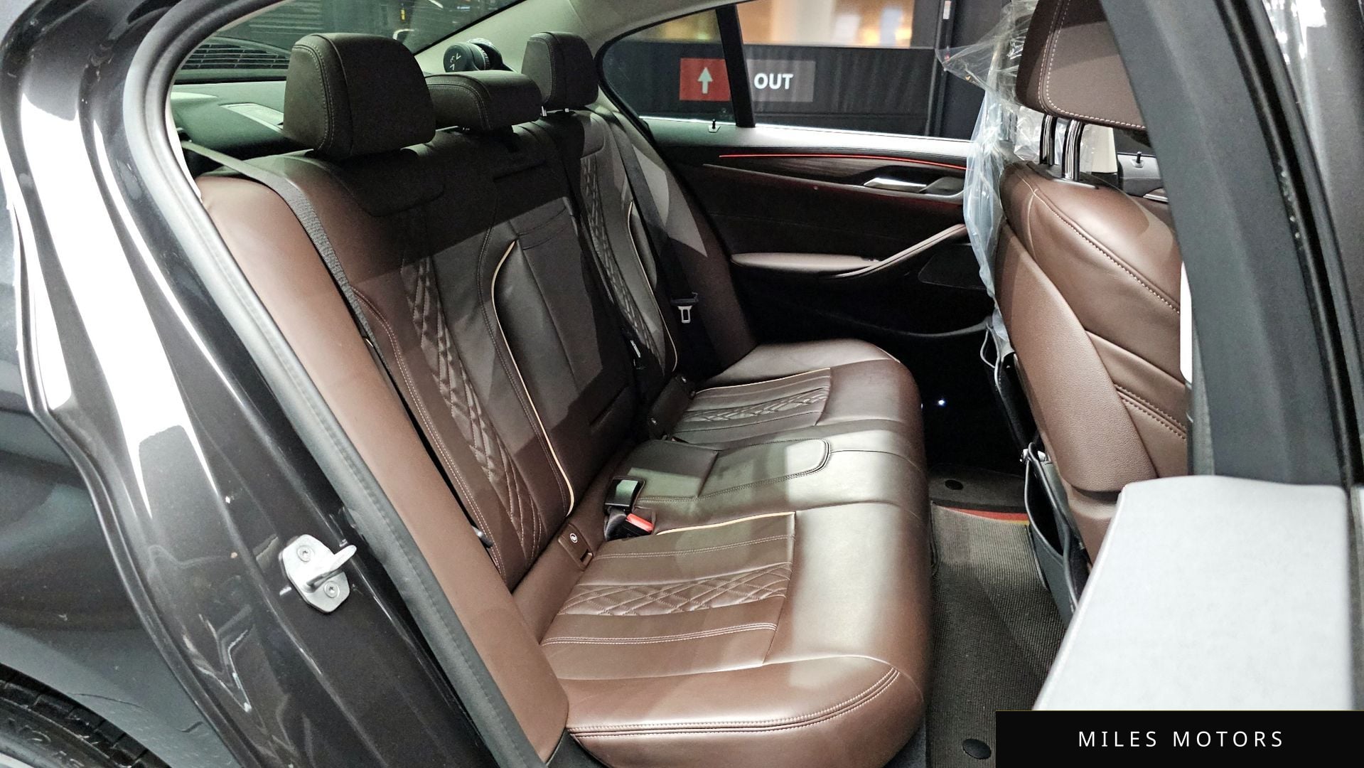 BMW 5 Series (G30) 2021 — миниатюра 17