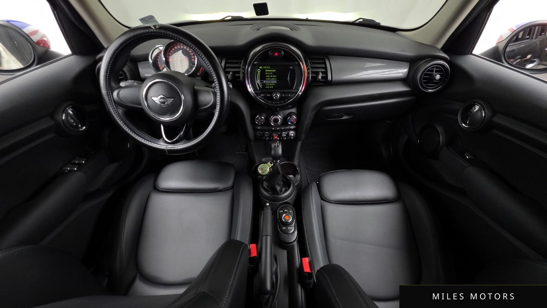 MINI Cooper 2018 — миниатюра 10