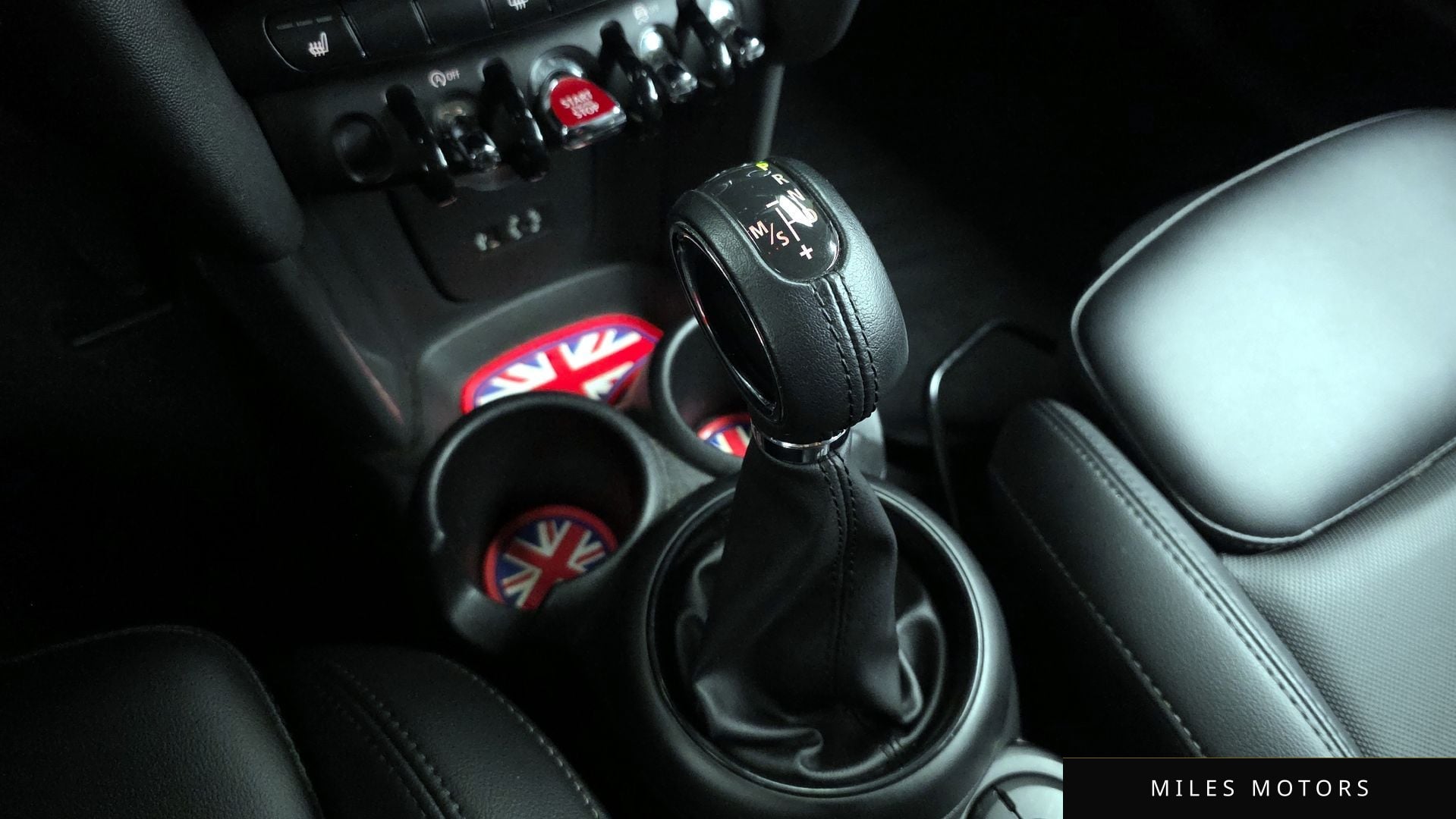 MINI Cooper 2018 — миниатюра 12