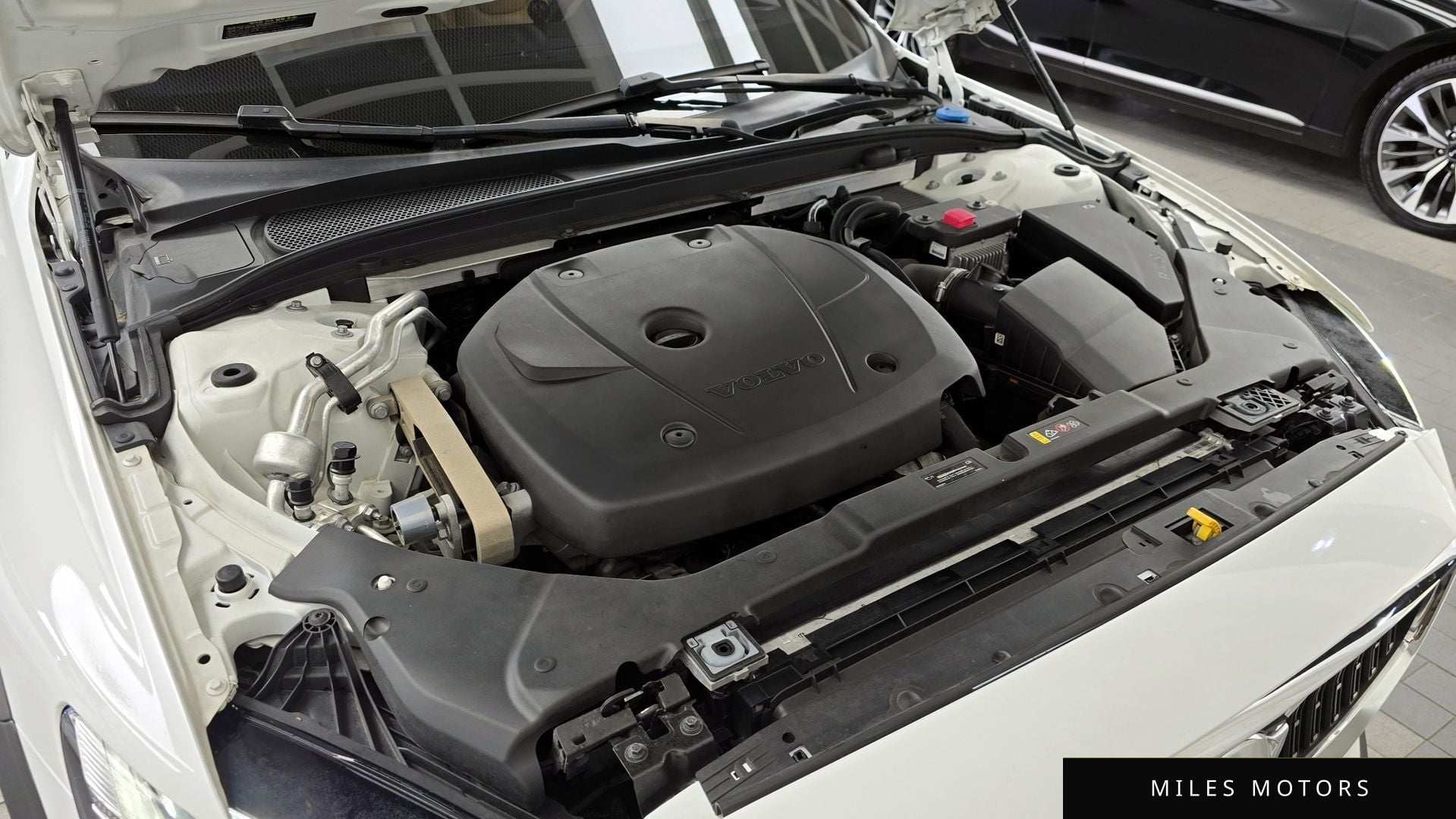 Volvo V60 2020 — миниатюра 6