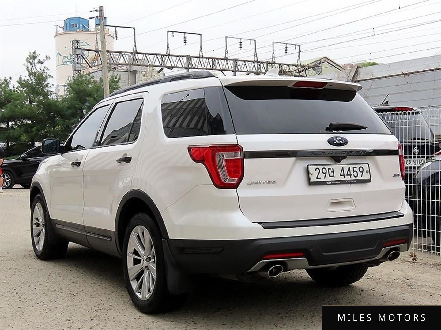 Ford Explorer 2019 — миниатюра 3