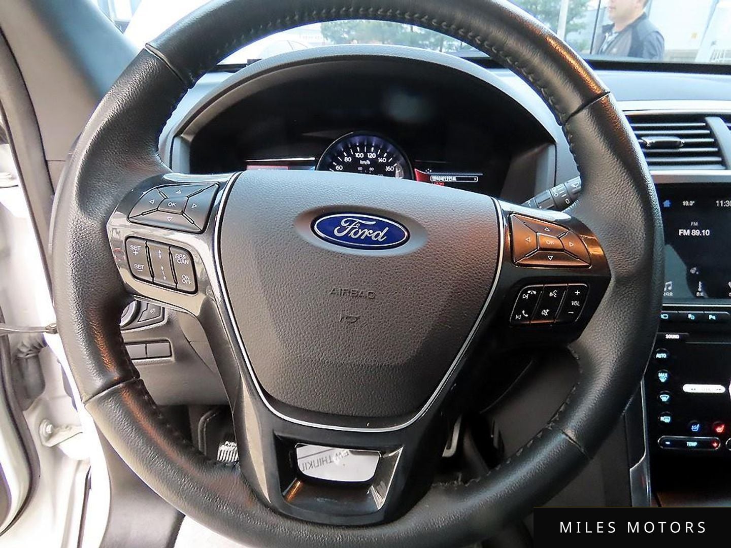 Ford Explorer 2019 — миниатюра 8