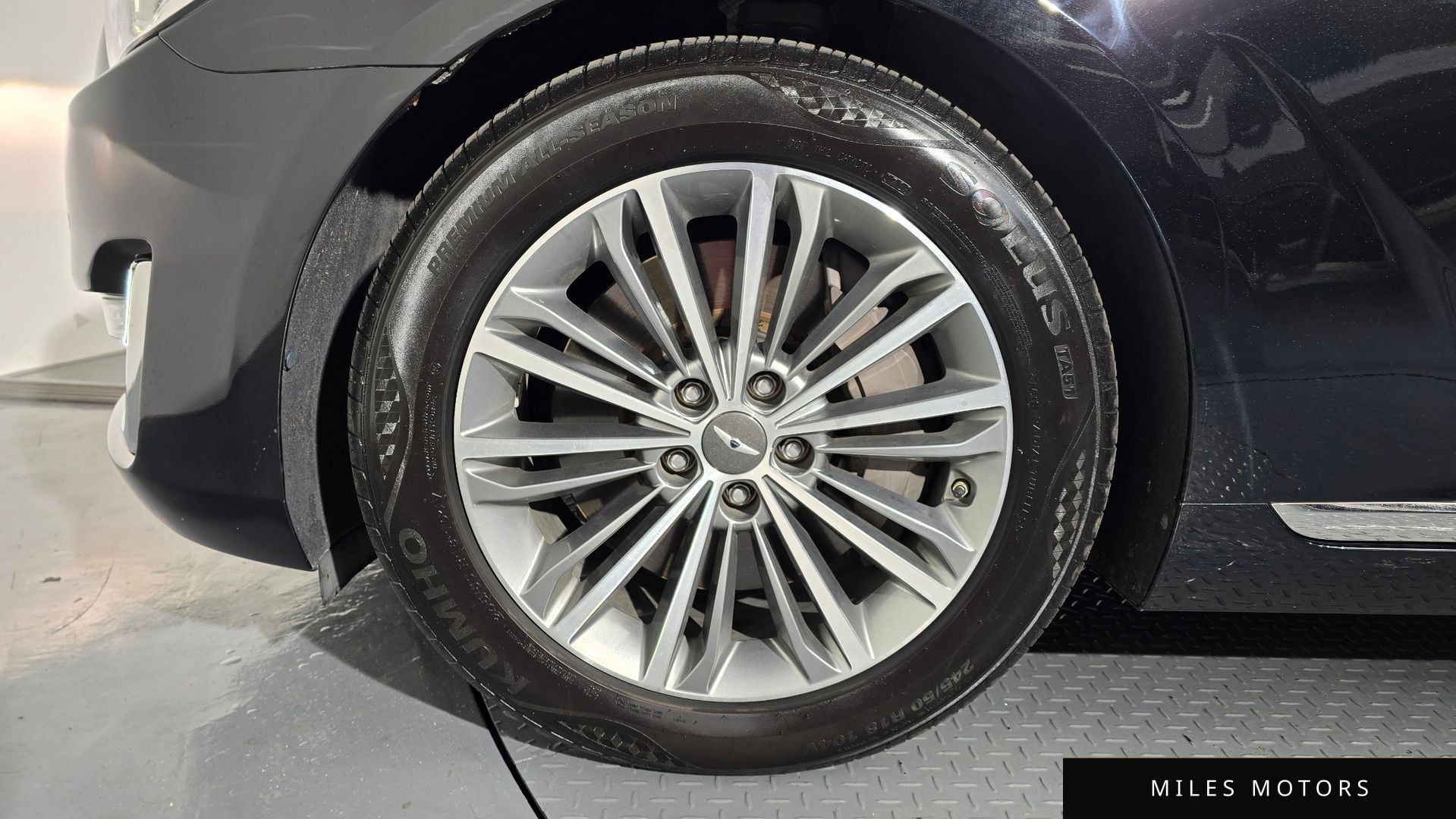 Genesis EQ900 2016 — миниатюра 5
