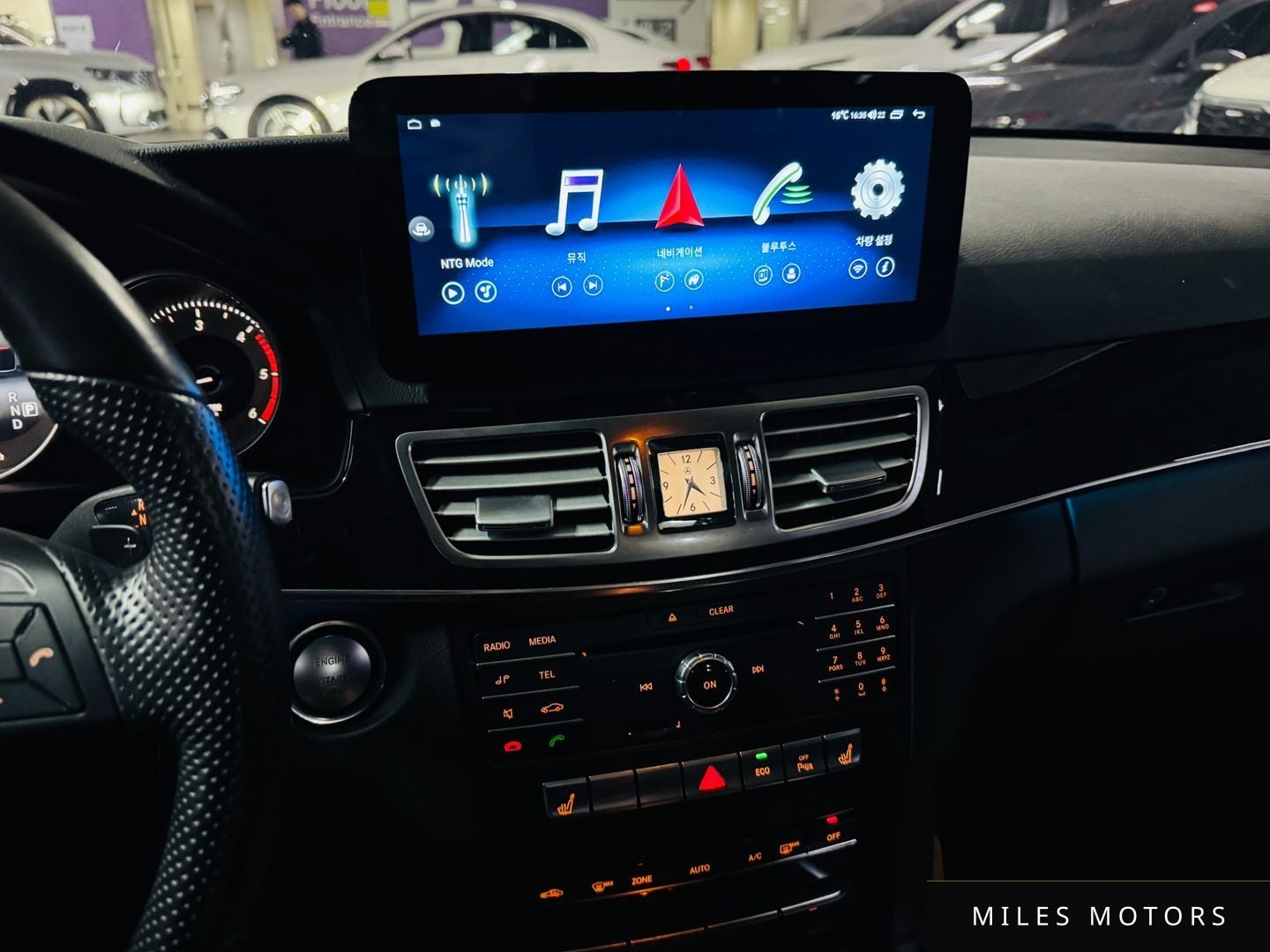 Mercedes-Benz E-Class W212 2016 — миниатюра 11