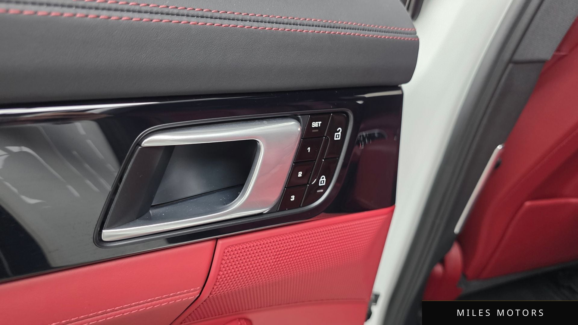 Porsche 파나메라 (971) 2021 — миниатюра 23