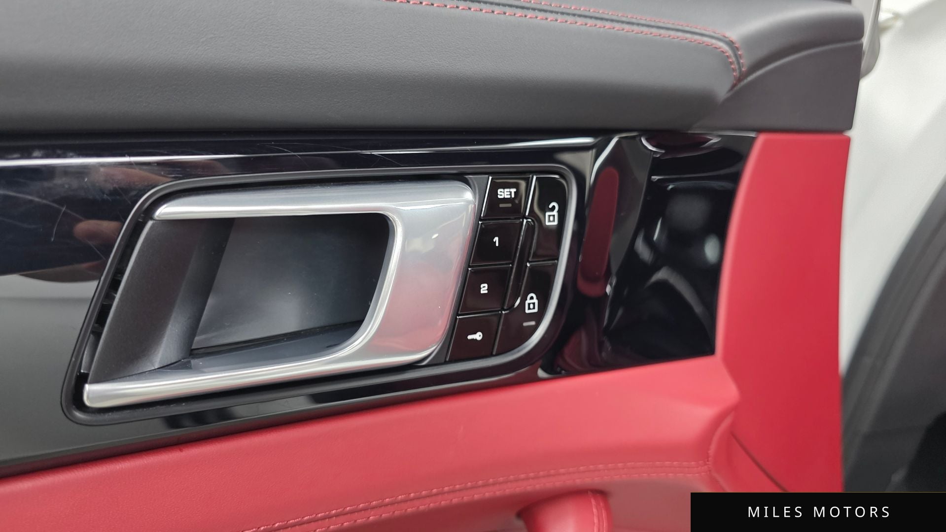 Porsche 파나메라 (971) 2021 — миниатюра 29