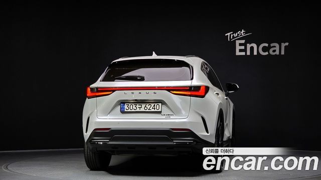 Лексус NX350h 2025 — миниатюра 4