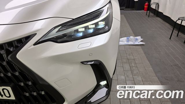 Лексус NX350h 2025 — миниатюра 8