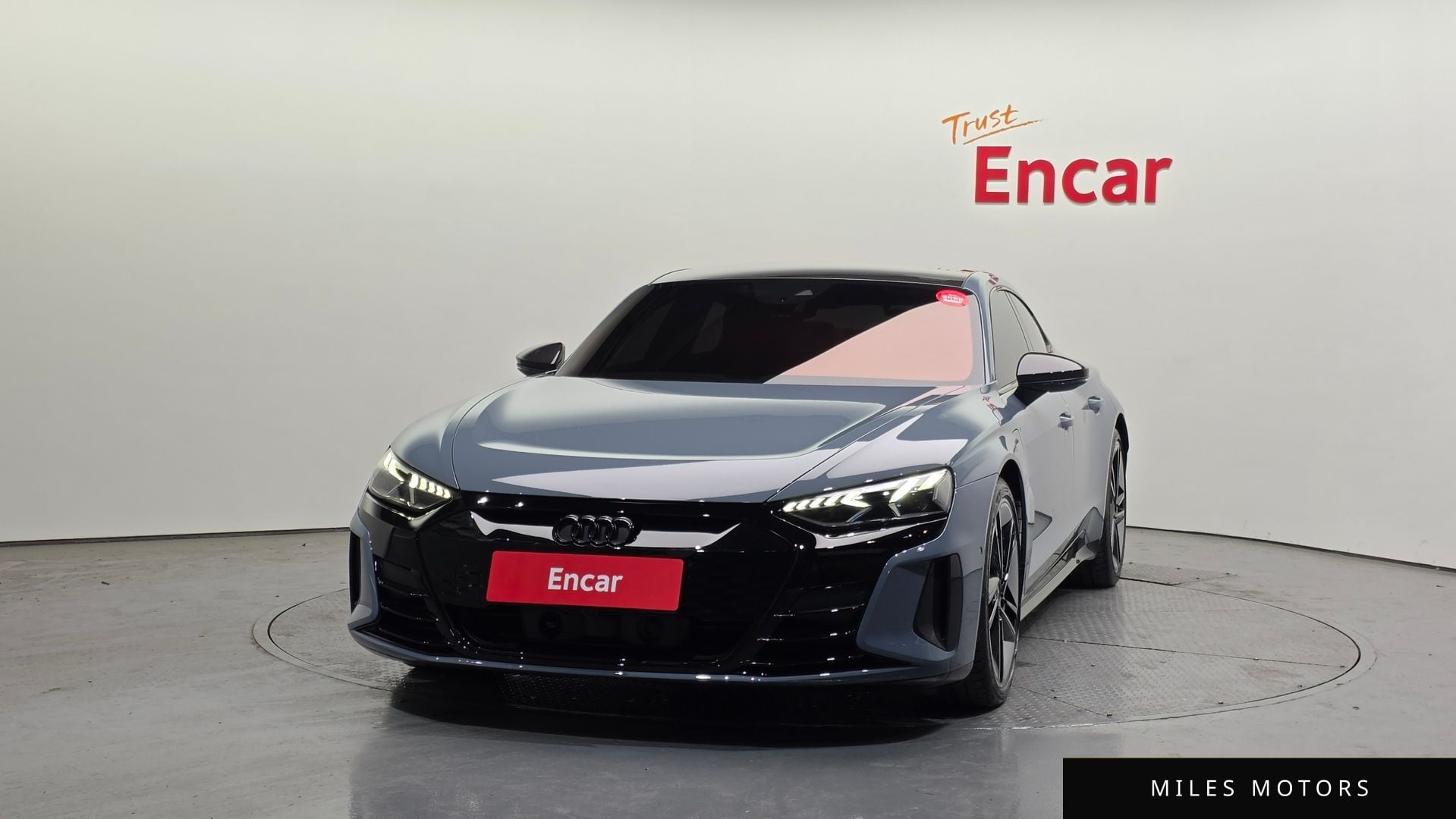 Audi RS e-tron GT 2023 — миниатюра 3