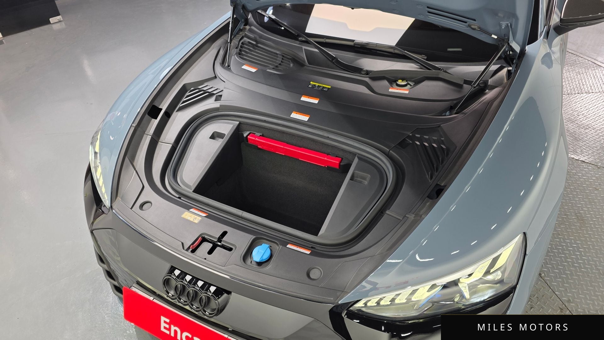 Audi RS e-tron GT 2023 — миниатюра 6