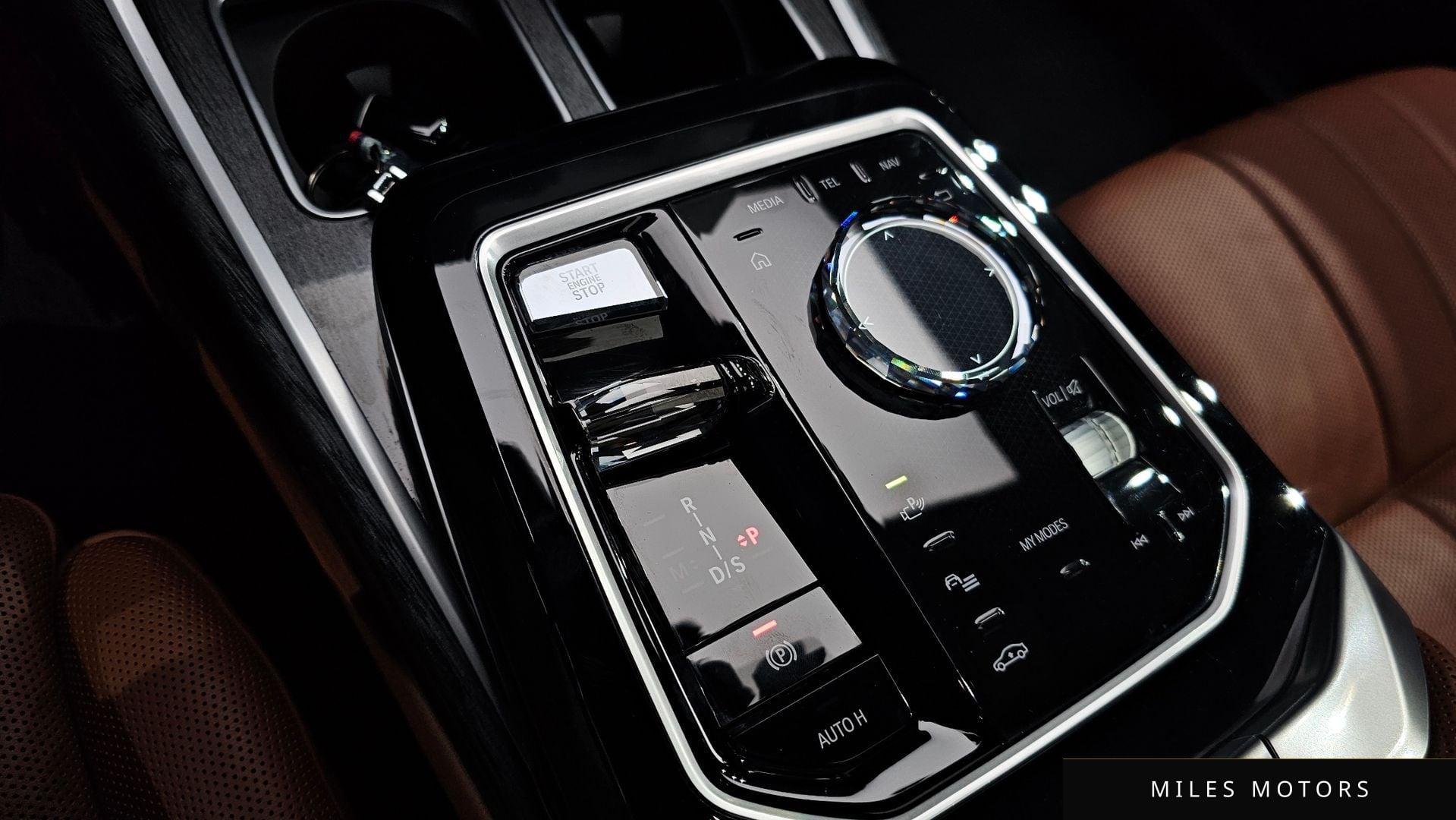BMW 7 Series (G70) 2024 — миниатюра 12