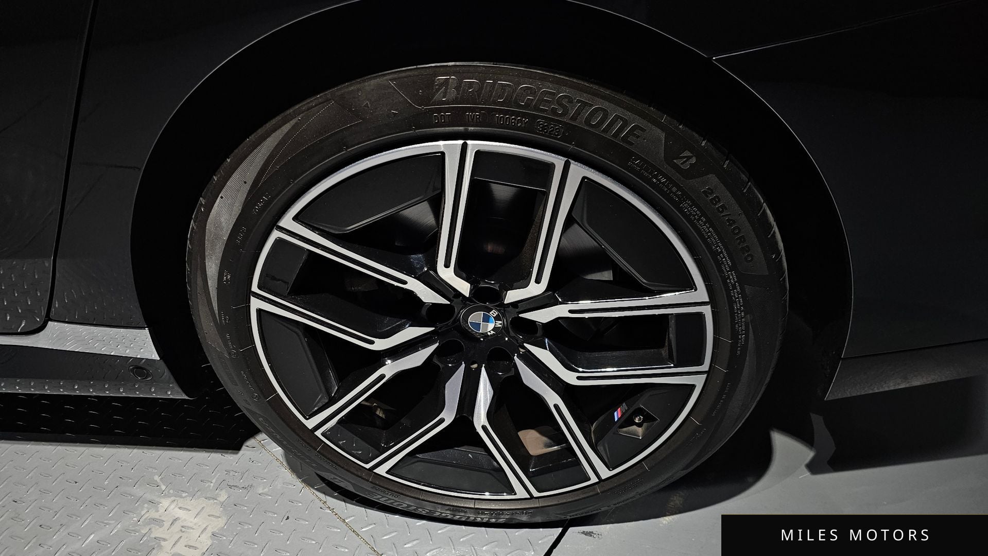 BMW 7 Series (G70) 2024 — миниатюра 7