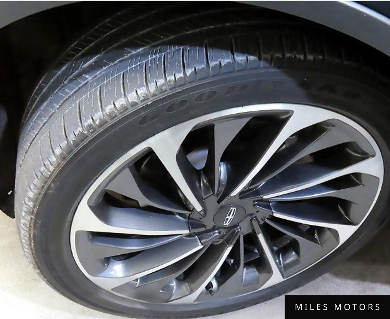 Lincoln Aviator 2023 — миниатюра 6