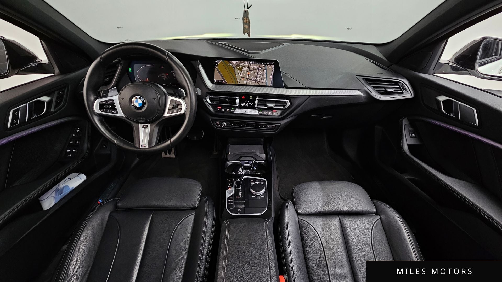 BMW 1 Series (F40) 2022 — миниатюра 10