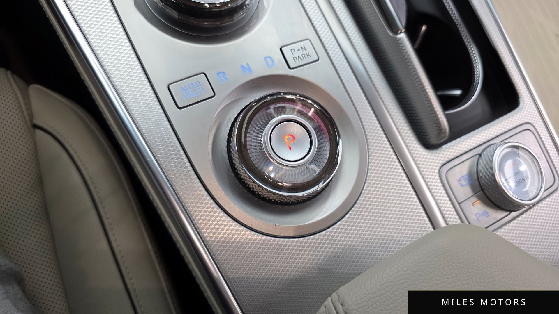 Genesis GV80 2023 — миниатюра 9