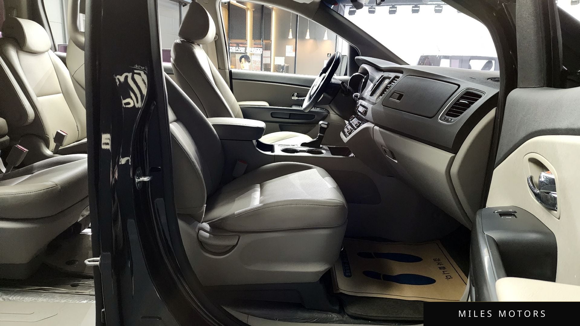 Kia Canival 2020 — миниатюра 17