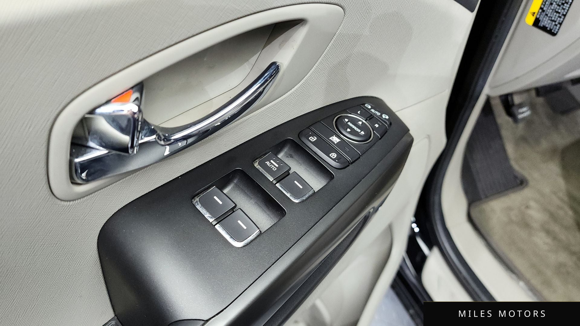 Kia Canival 2020 — миниатюра 29