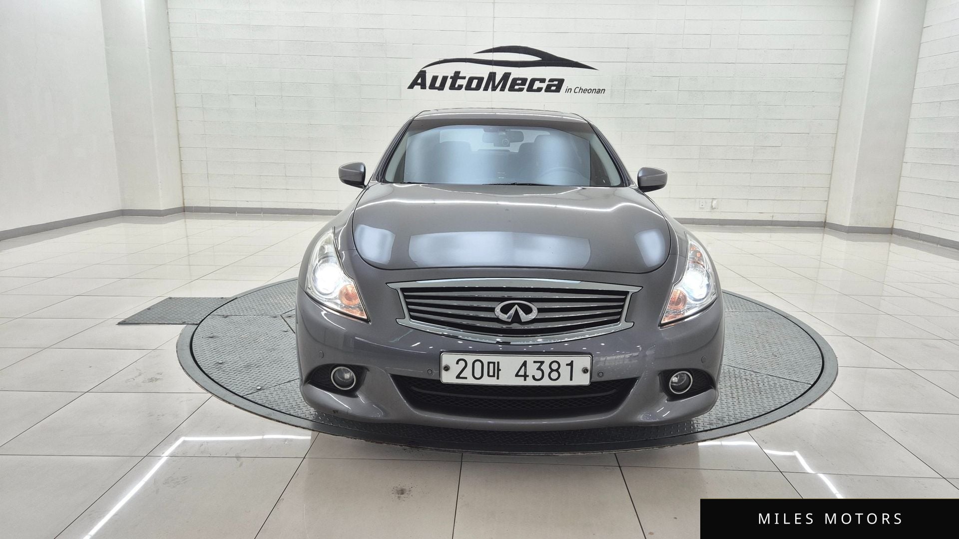 Infiniti G37 2010 — миниатюра 2