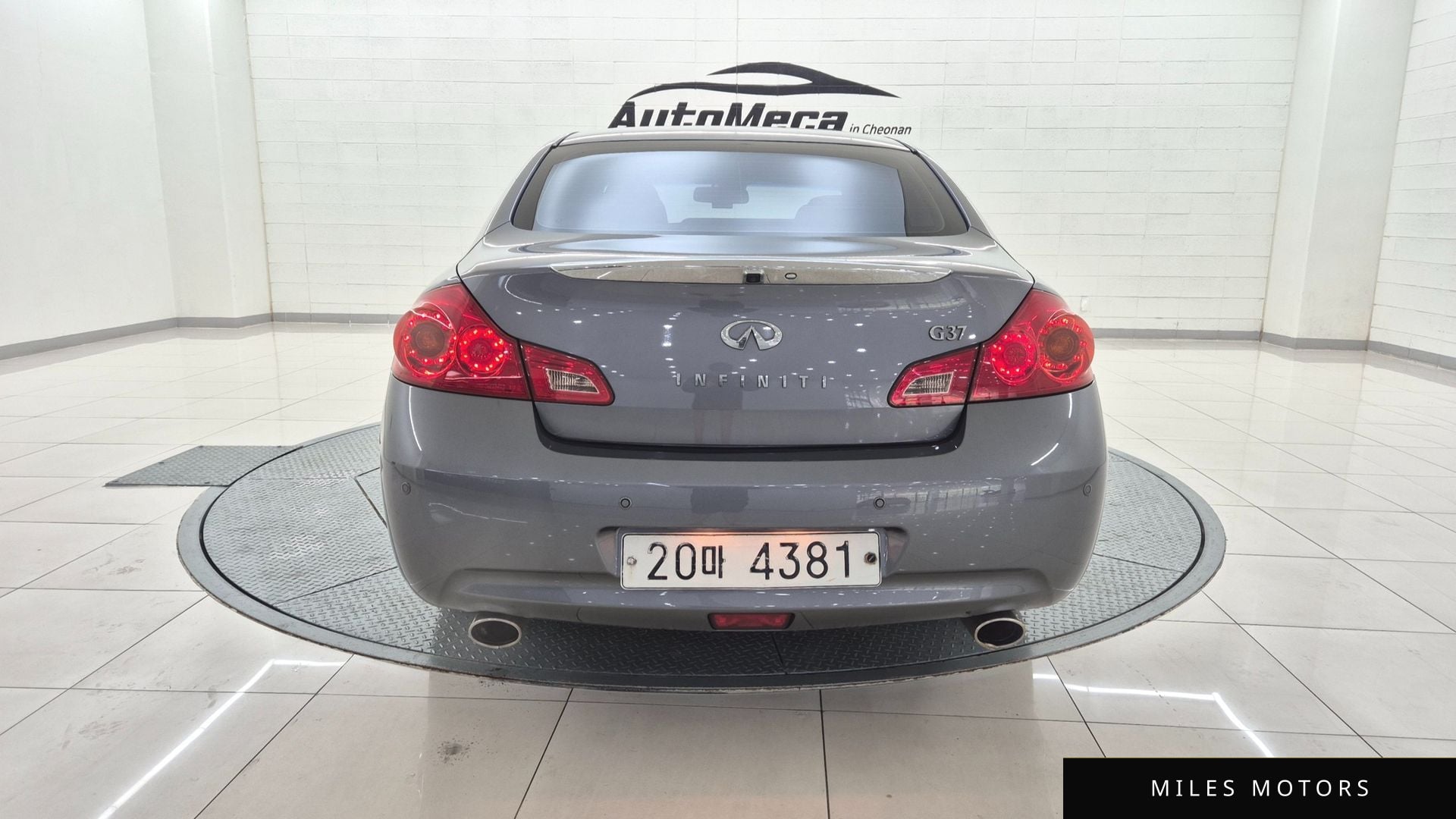 Infiniti G37 2010 — миниатюра 3