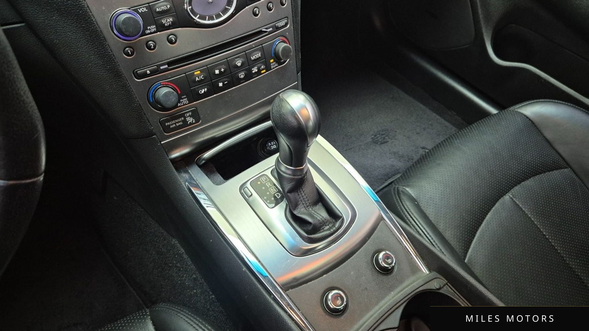 Infiniti G37 2010 — миниатюра 14