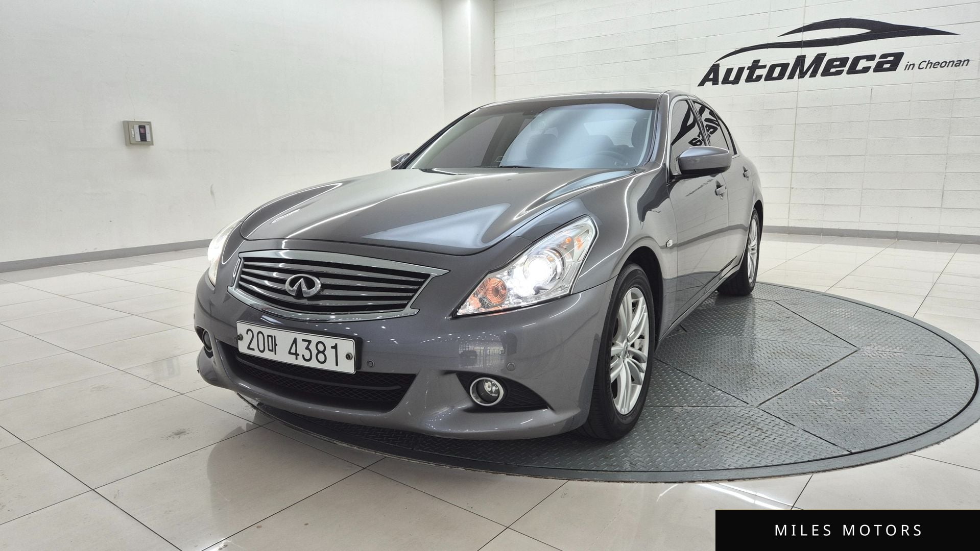 Infiniti G37 2010 — миниатюра 18
