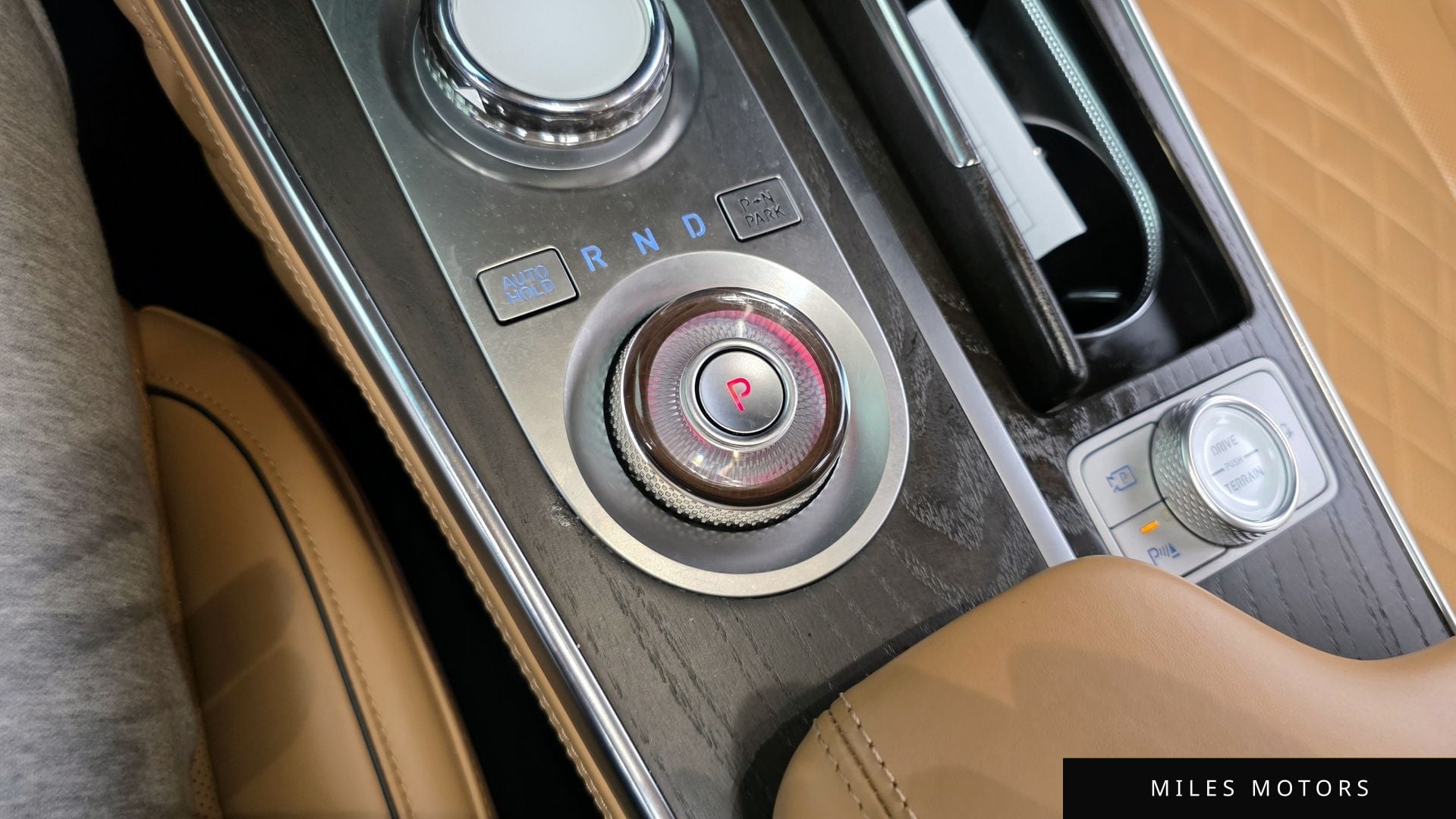 Genesis GV80 2023 — миниатюра 9