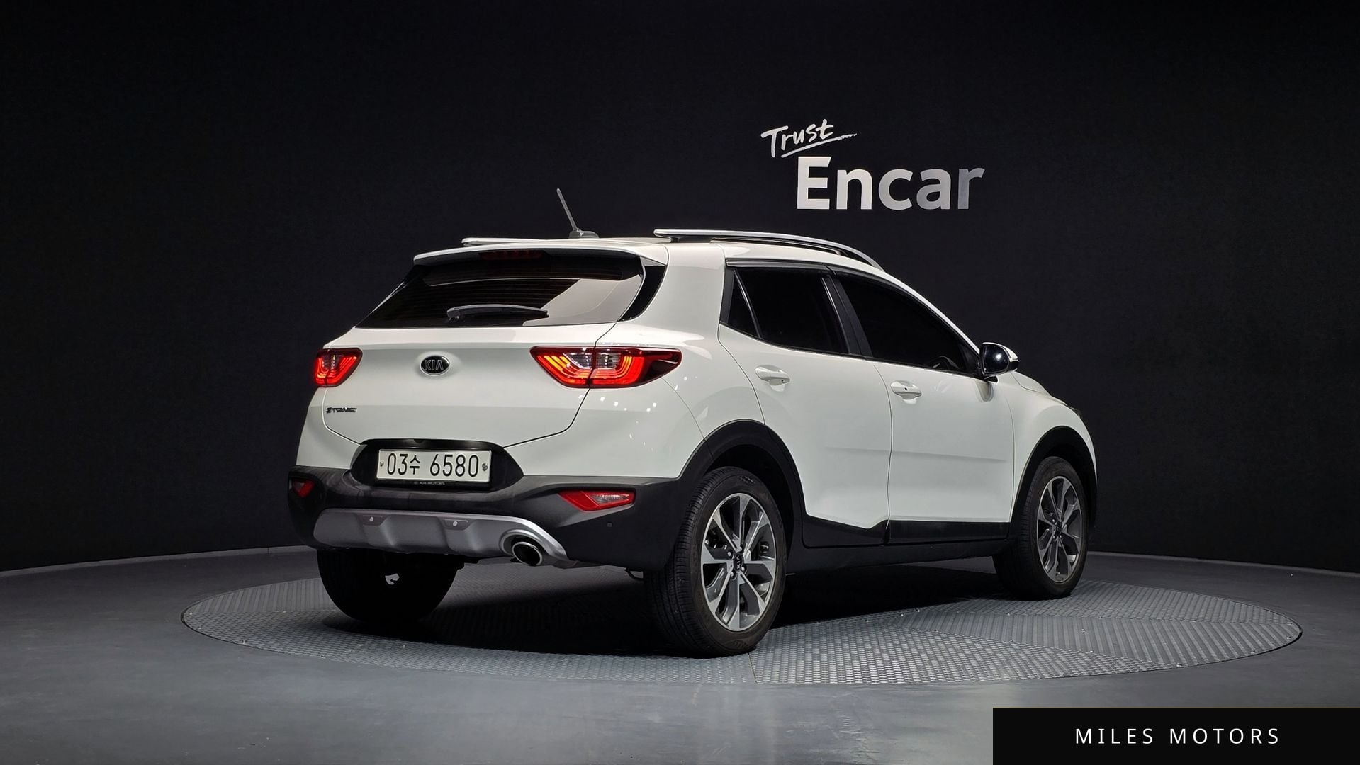 Kia Stonic 2018 — миниатюра 2