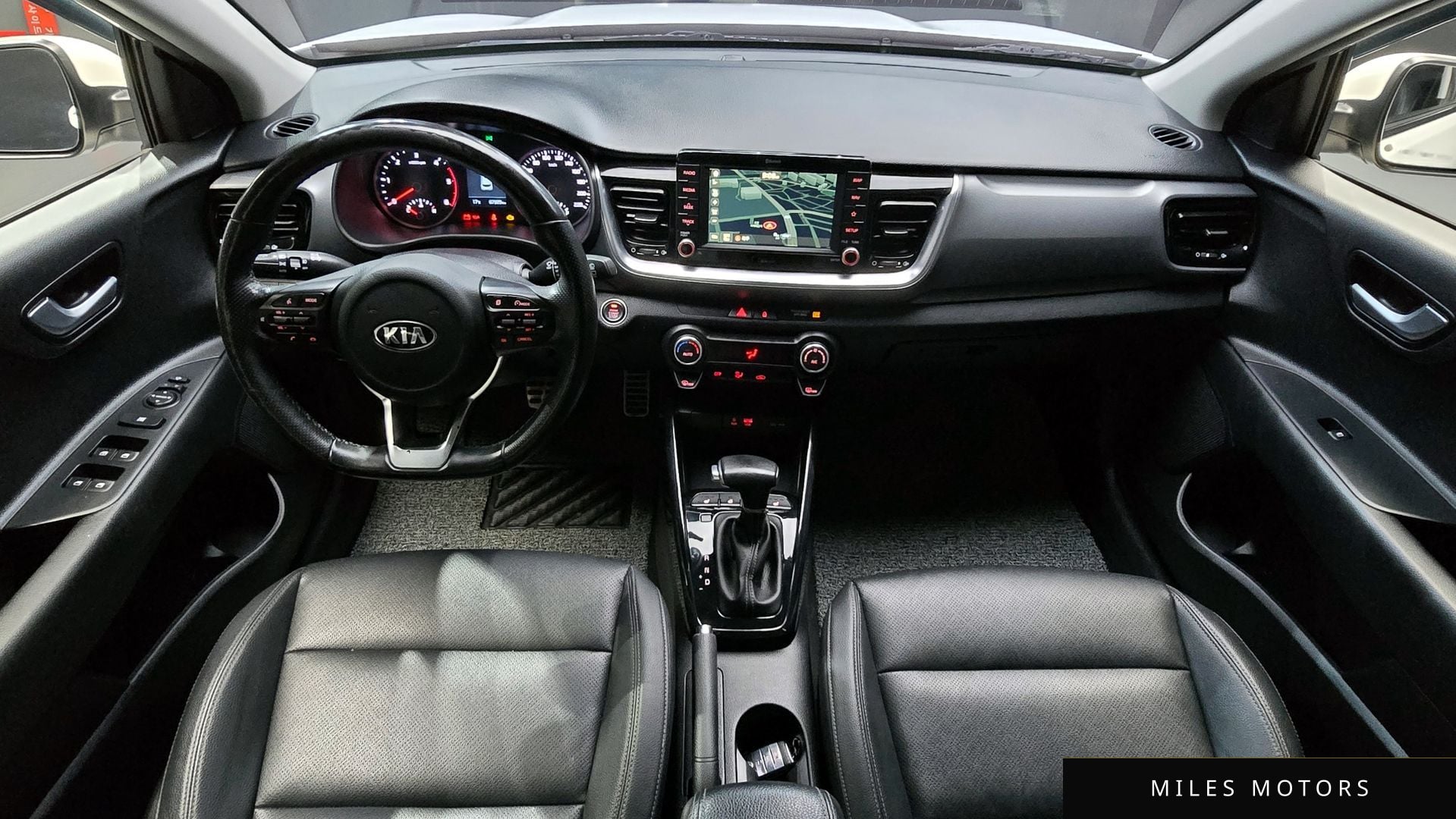 Kia Stonic 2018 — миниатюра 10
