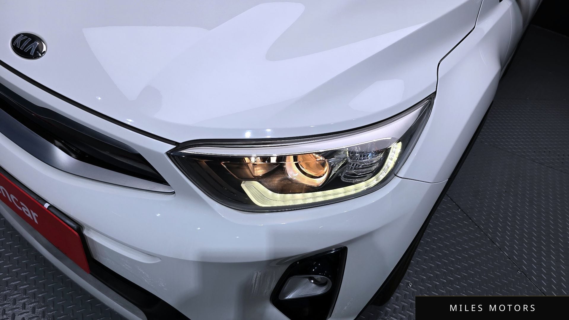 Kia Stonic 2018 — миниатюра 8