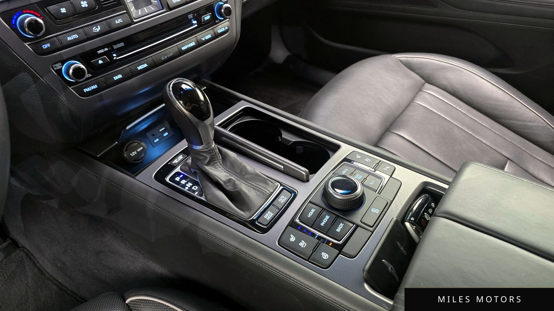 Hyundai Genesis 2016 — миниатюра 12