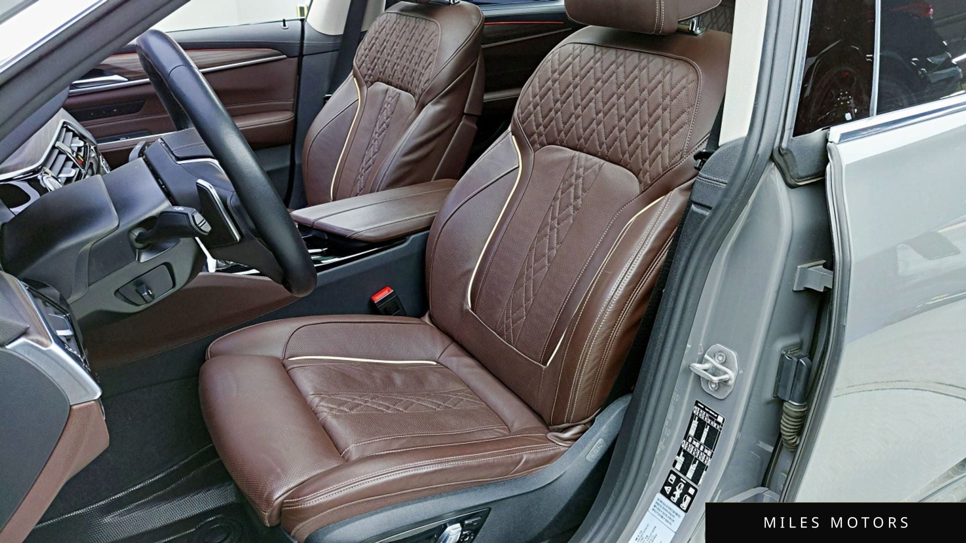 BMW 6 Series GT (G32) 2022 — миниатюра 10