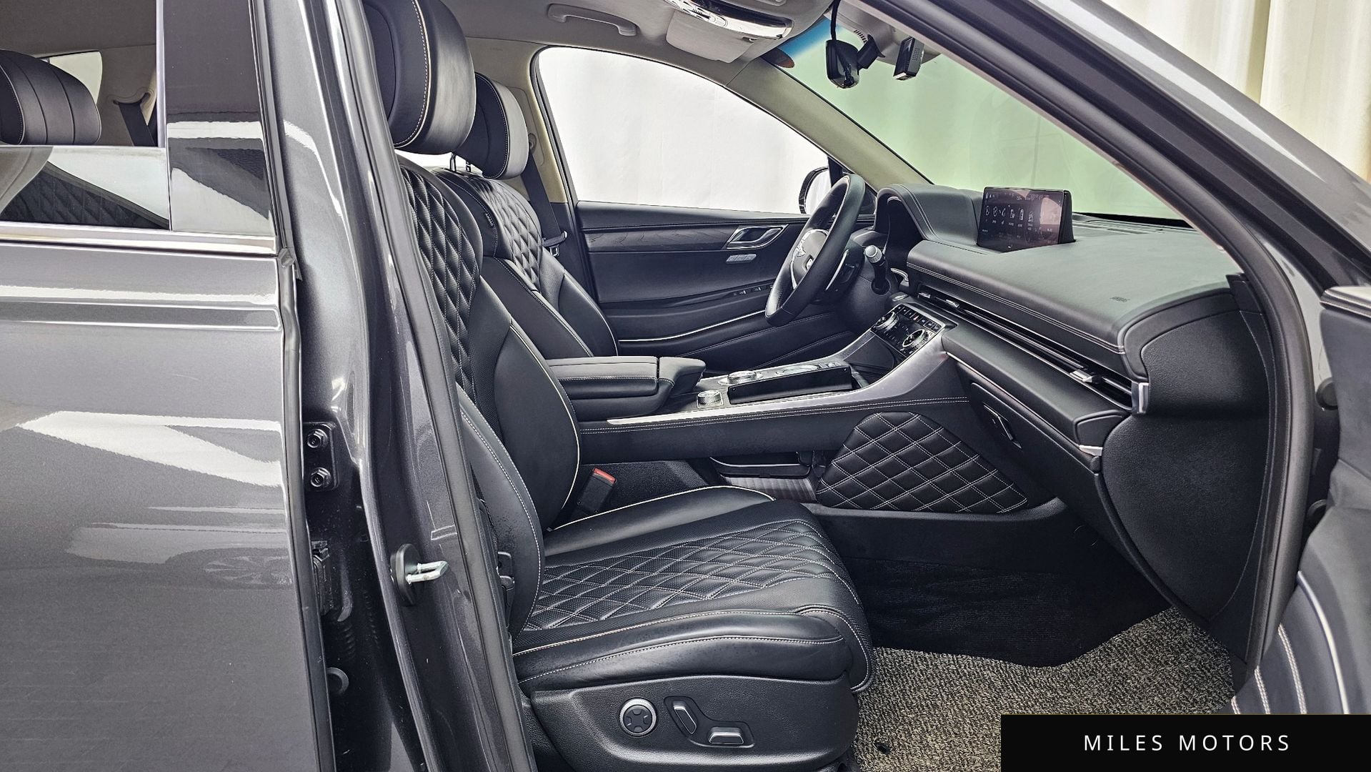 Genesis GV80 2022 — миниатюра 11