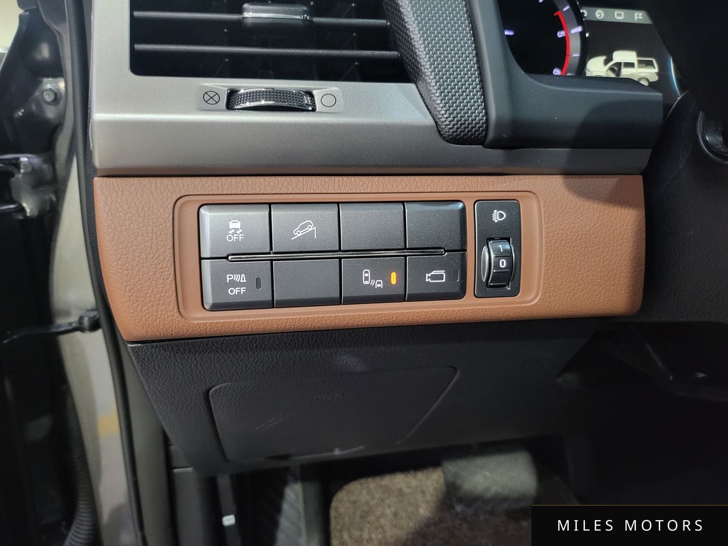 KG Mobility Rexton 2019 — миниатюра 9