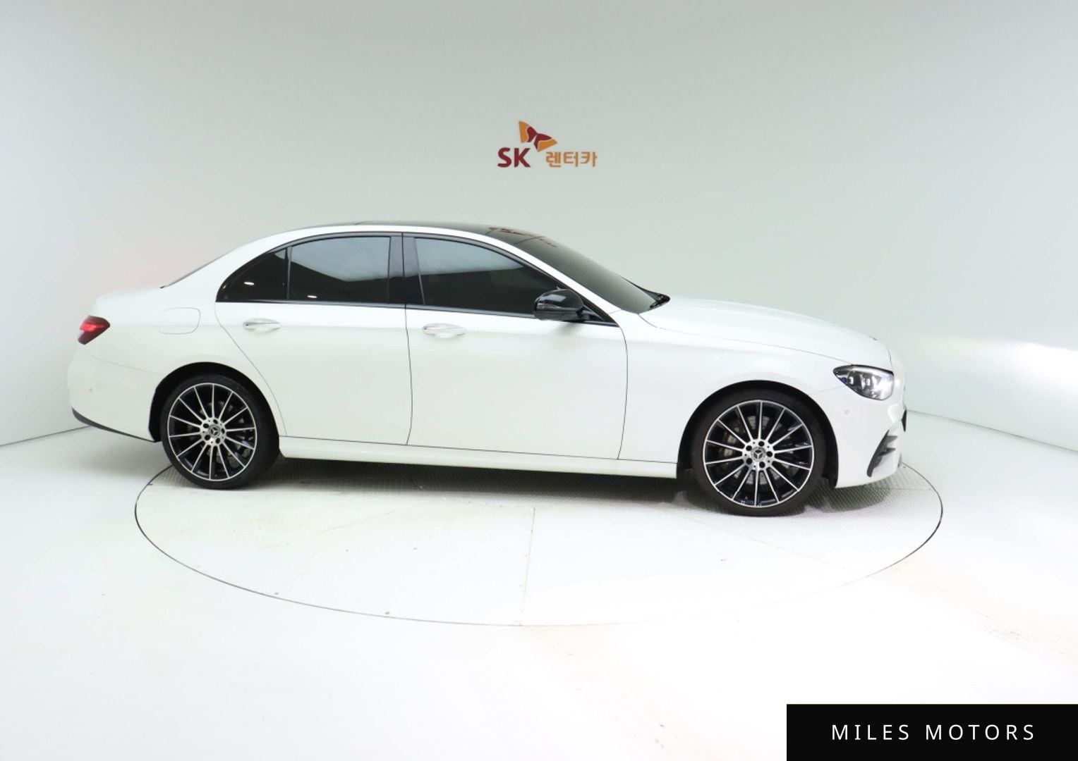 Mercedes-Benz E-Class W213 2023 — миниатюра 5