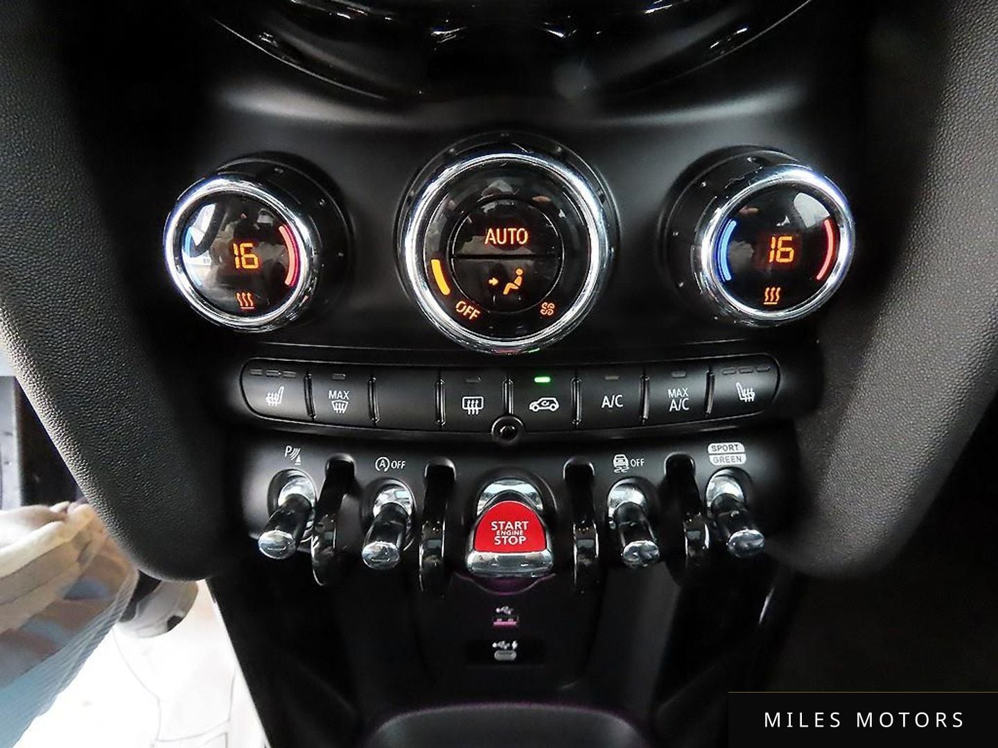 MINI Cooper S 2022 — миниатюра 12