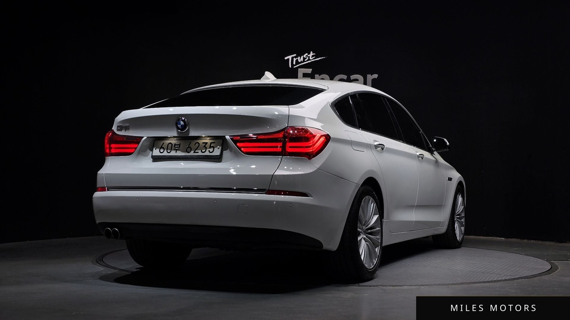 BMW 5 Series GT (F07) 2017 — миниатюра 2