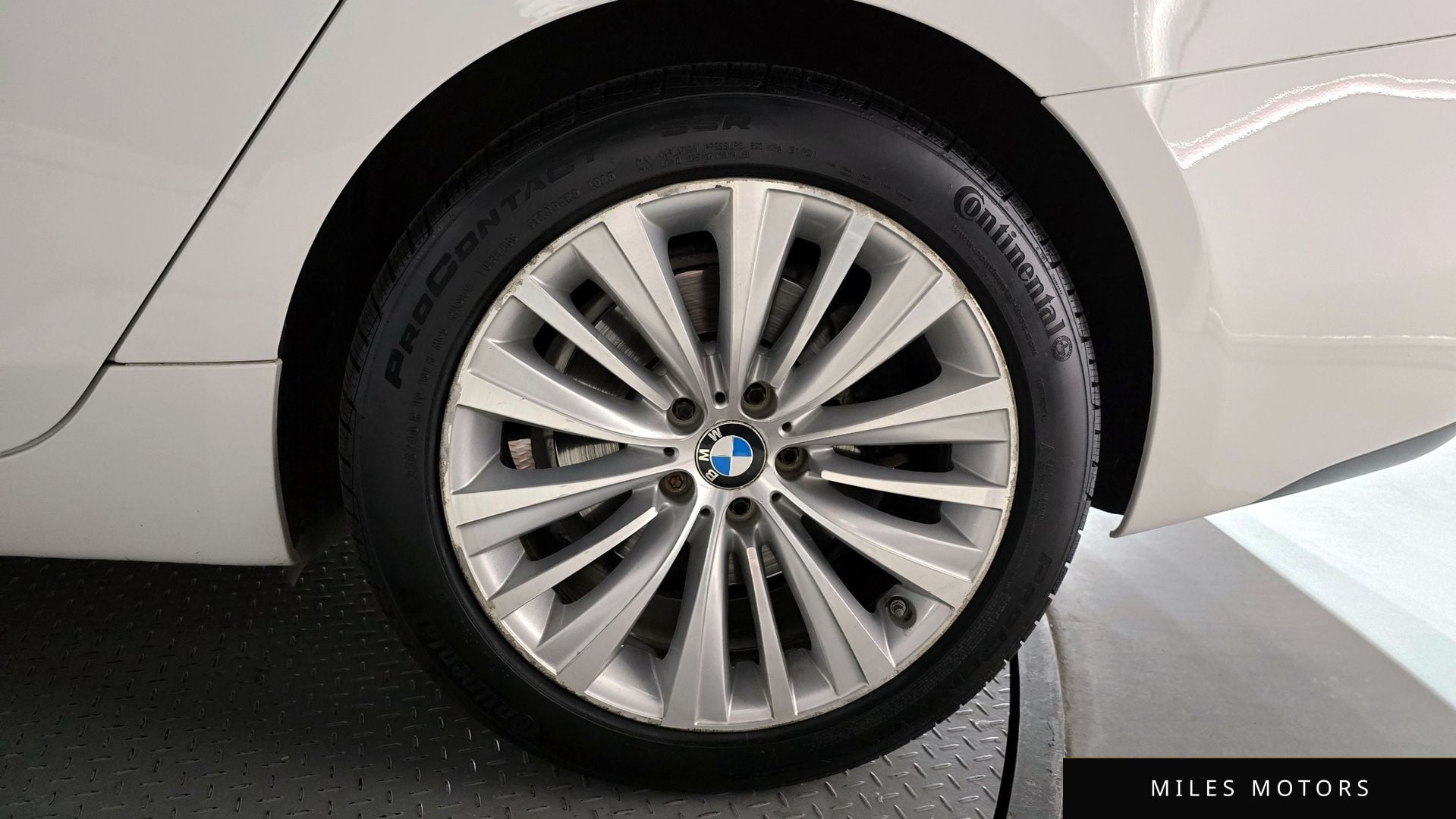 BMW 5 Series GT (F07) 2017 — миниатюра 7