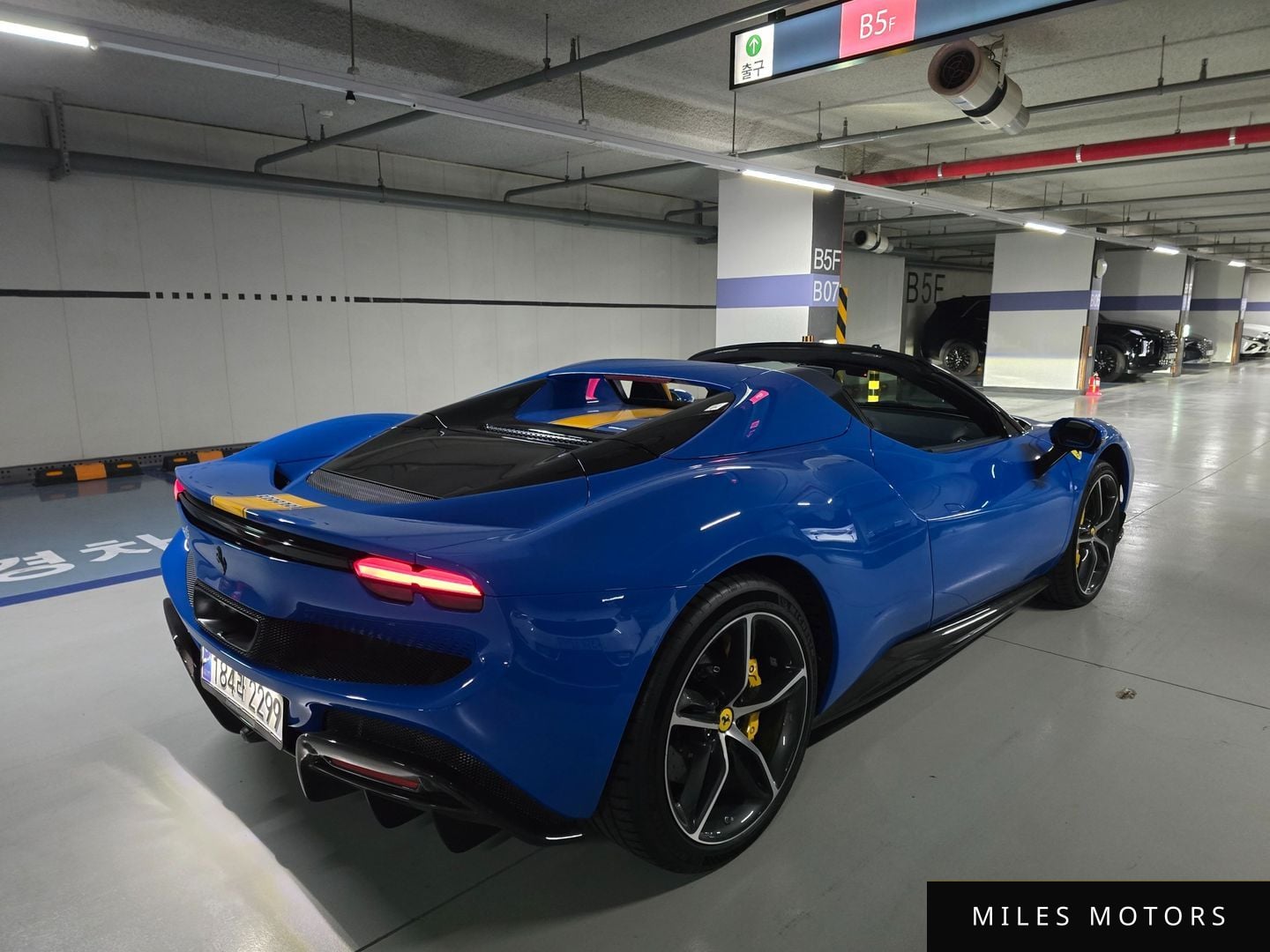 Ferrari 296 GTS 2025 — миниатюра 7
