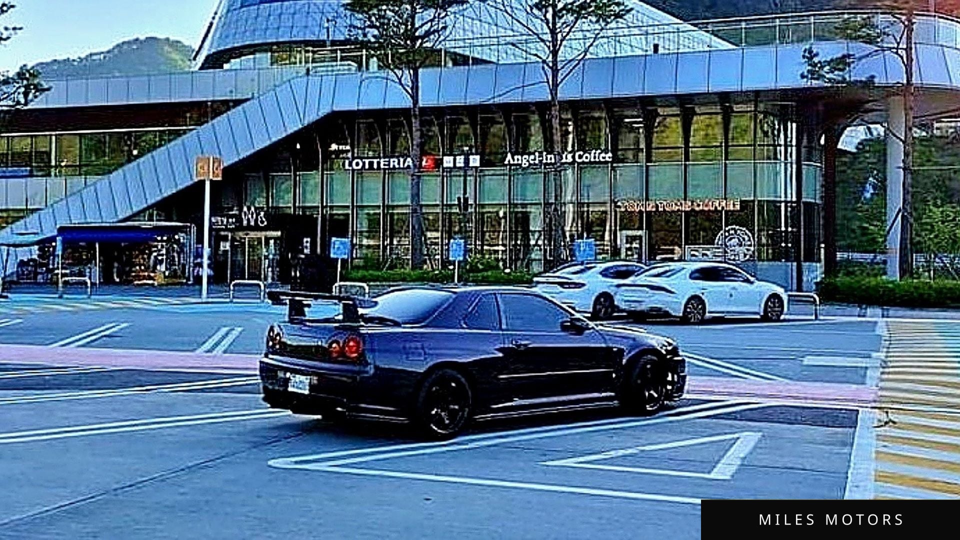 Nissan Skyline 1995 — миниатюра 9