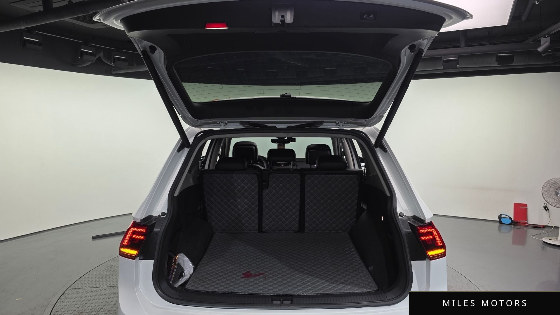 Volkswagen Tiguan 2018 — миниатюра 20