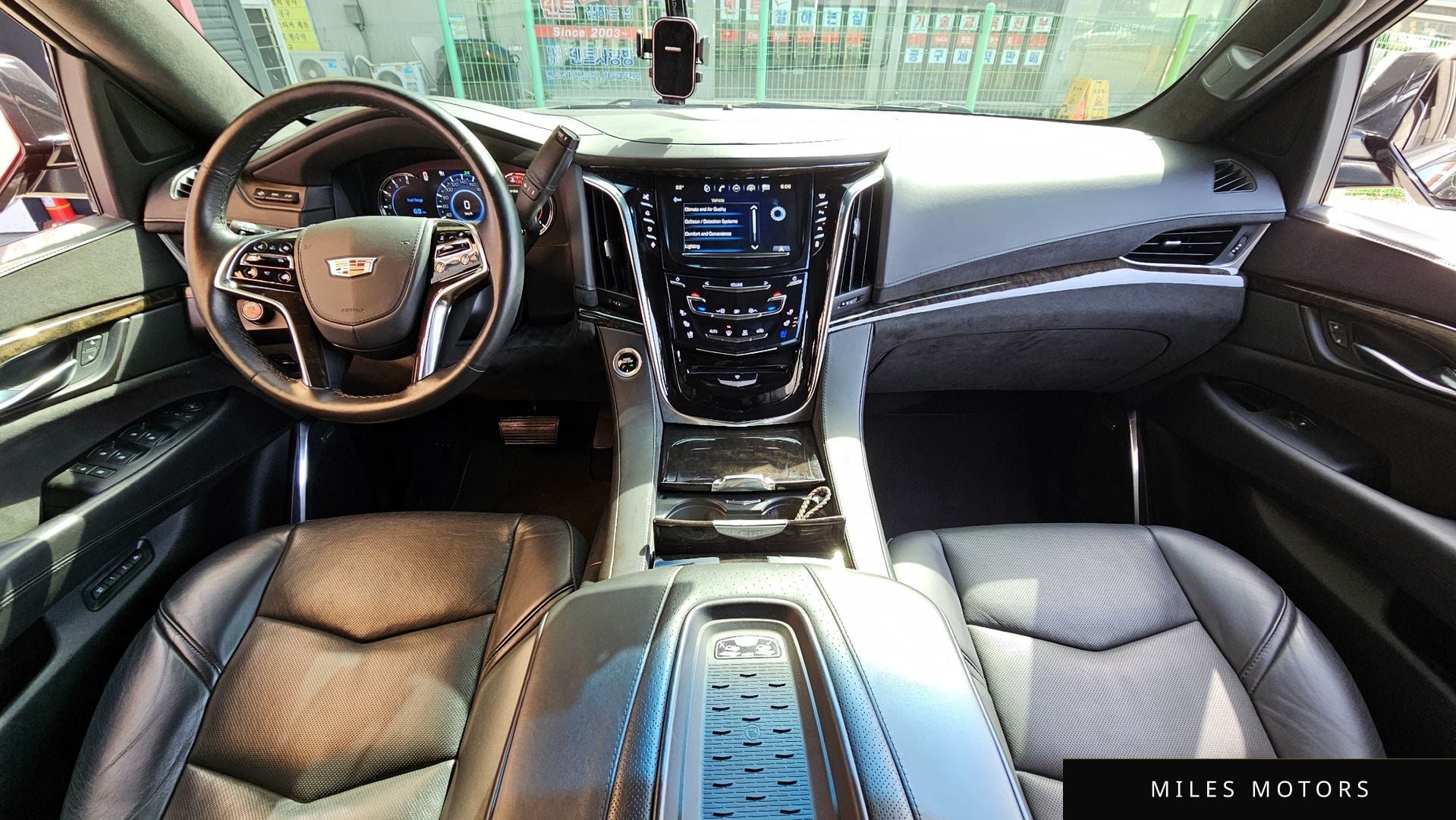 Cadillac 에스컬레이드 2016 — миниатюра 7