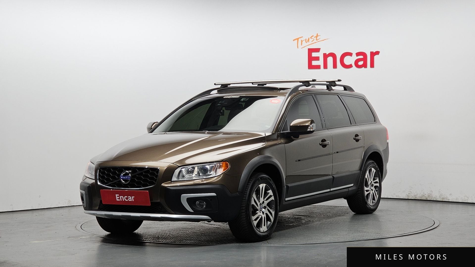 Volvo XC70 2014 — фото 1 из 12