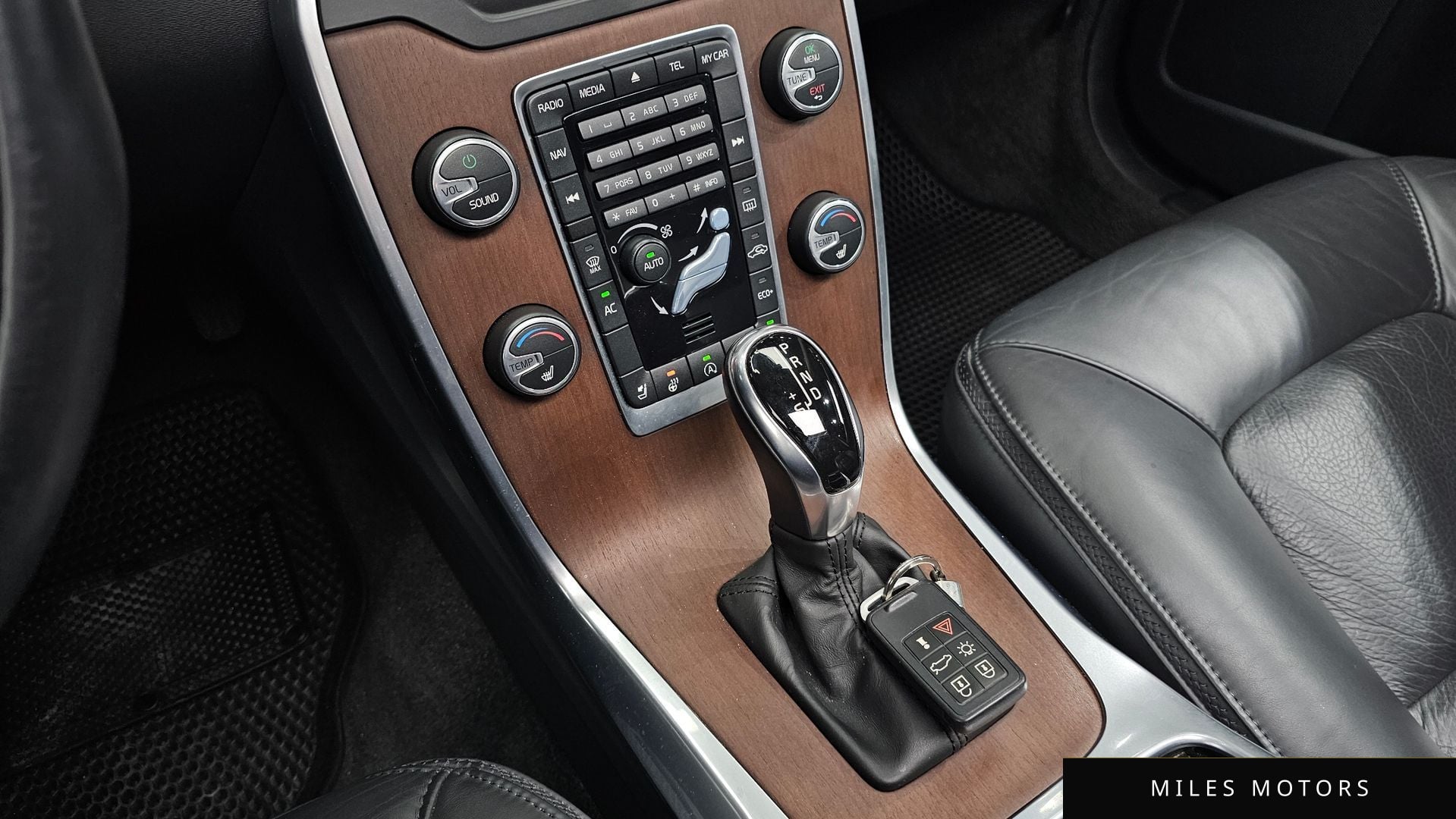 Volvo XC70 2014 — миниатюра 9