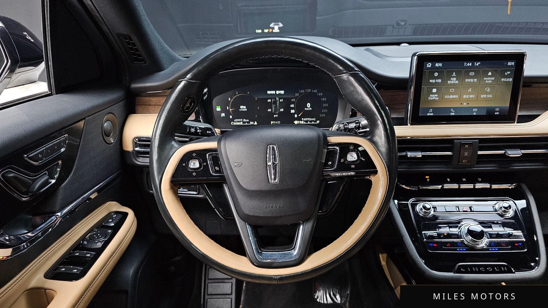 Lincoln 코세어 2022 — миниатюра 19